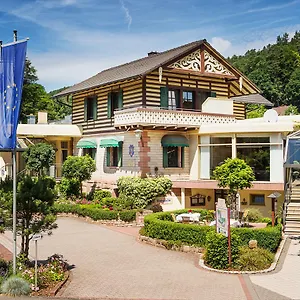 Marburg Im Park **** Heigenbruecken
